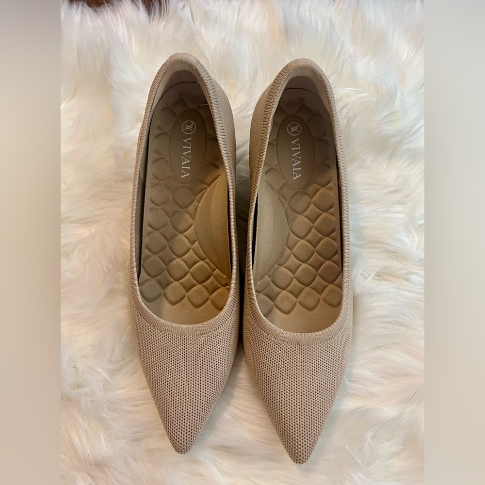 VIVAIA Women's Pointed Wedge Flats in Beige